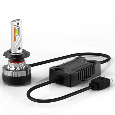 Experimente a potência de 180W 30000Lm Led H4 Super Bright Car Light Bulbs para todos os carros
