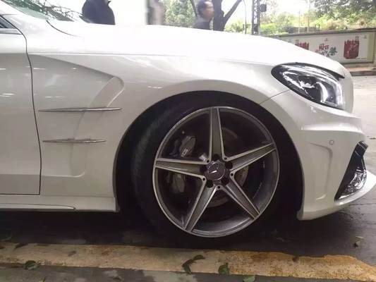 Style Body Kit para Mercedes W205 Classe C Batedor dianteiro Batedores traseiros Fenders Saias laterais