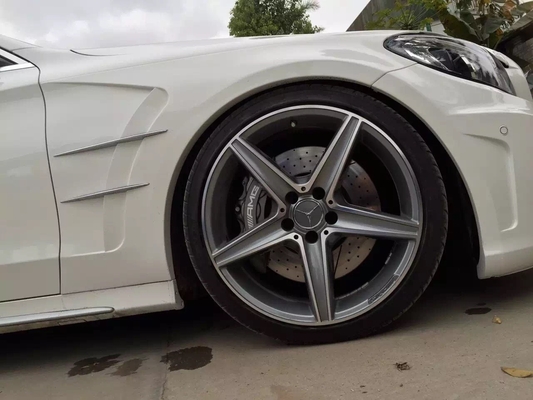 Style Body Kit para Mercedes W205 Classe C Batedor dianteiro Batedores traseiros Fenders Saias laterais