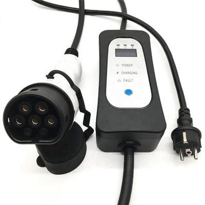 Carregador de veículos elétricos portátil 16A Carregador de veículos elétricos tipo 2 com tensão de entrada AC 110V-240V