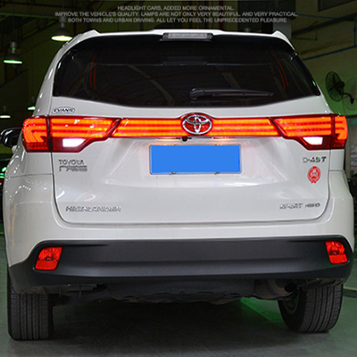 Montagem de luz traseira LED modificada para Toyota Highlander 15-17 Plug And Play Acessórios