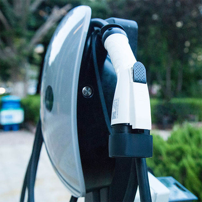 Estação de carregamento rápido de carros elétricos com carga AC de 7 kW e interface CCS