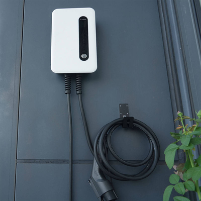 Carregador de parede para veículos elétricos de 32A com interface Tesla padrão Oem Odm Sae J1772 IP 66