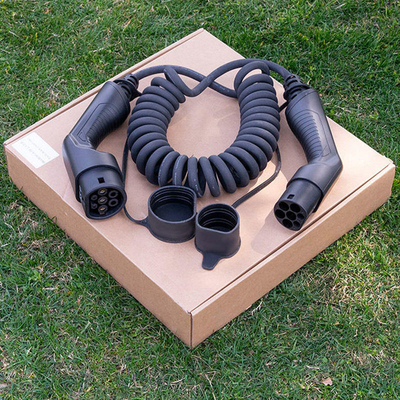 Conector de carregamento de veículos elétricos de tipo 2 com material TPU e tensão de funcionamento de 250 V