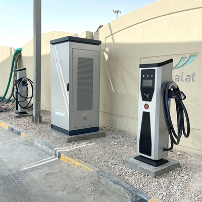 Pilhas de carregamento inteligentes de veículos elétricos 300KW Potência de saída e combinação de RFID